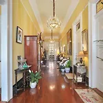Ashton\'S Bed And Breakfast
