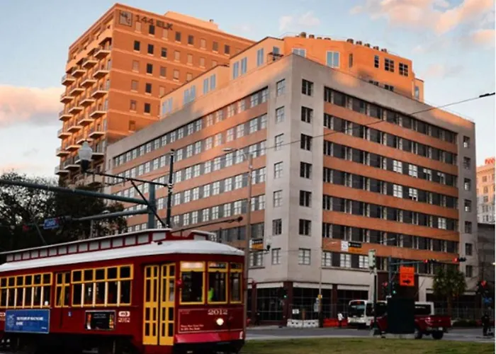 2Br Spacious Condos Downtown New Orleans