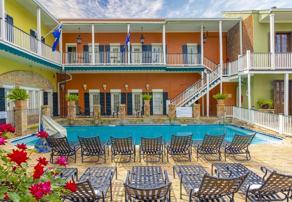 French Quarter Hotel 3*