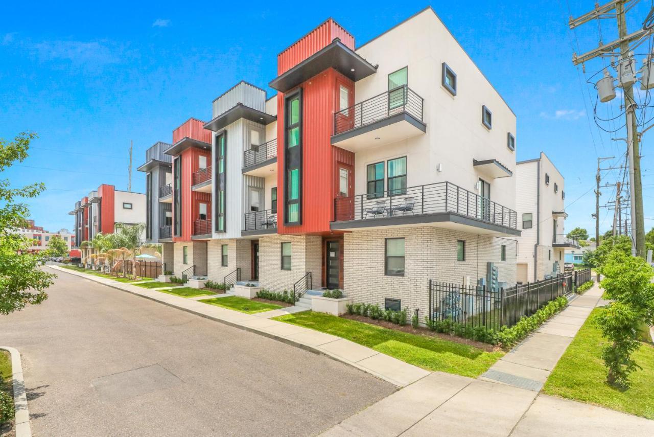 Amazing New Construction With Balconies Holiday home New Orleans
