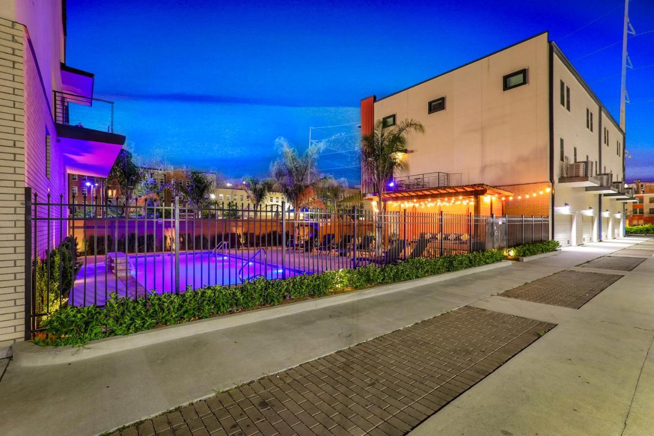 Amazing New Construction With Balconies Holiday home New Orleans