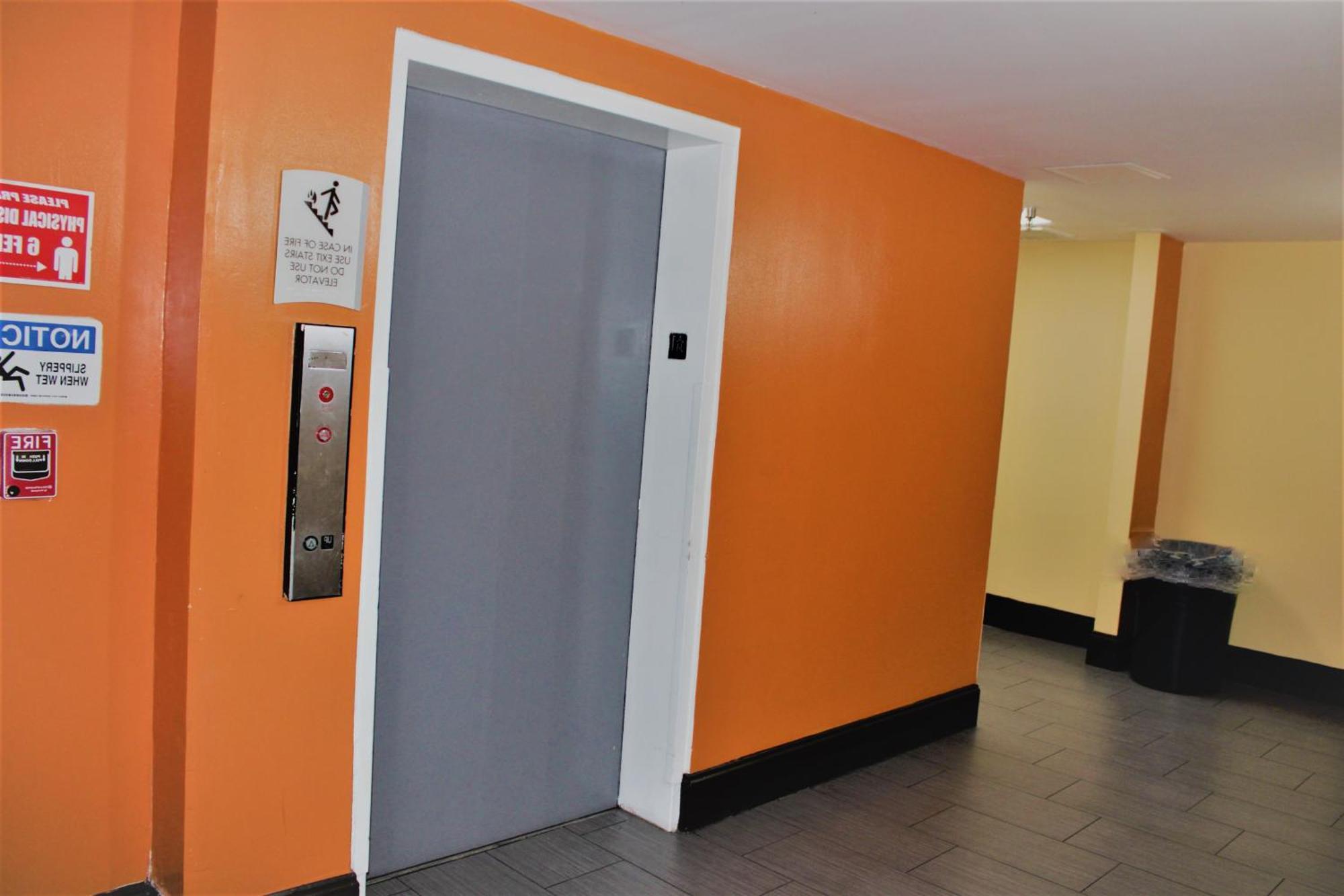 Hotel Trident &
