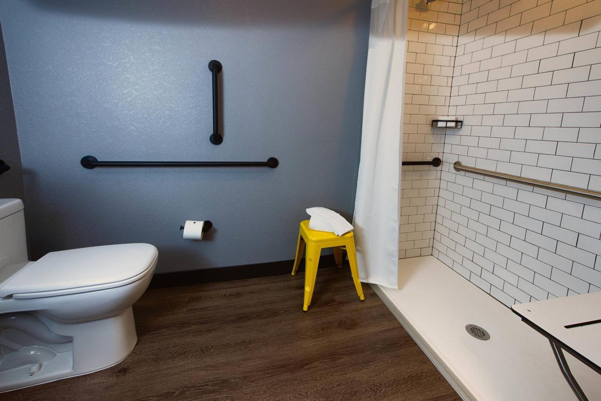 Moxy Downtown/french Quarter Area New Orleans