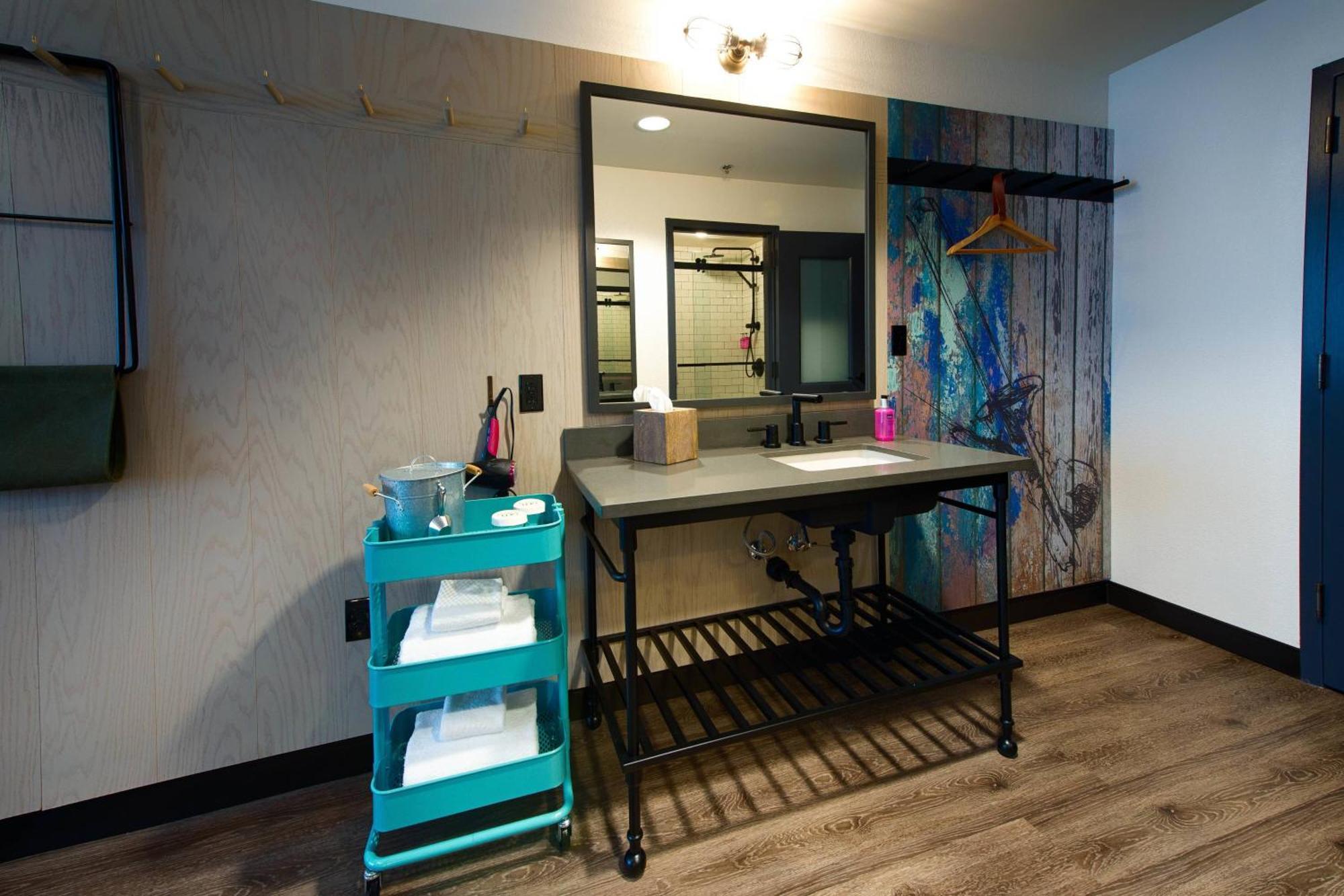 Moxy Downtown/french Quarter Area Hotel New Orleans