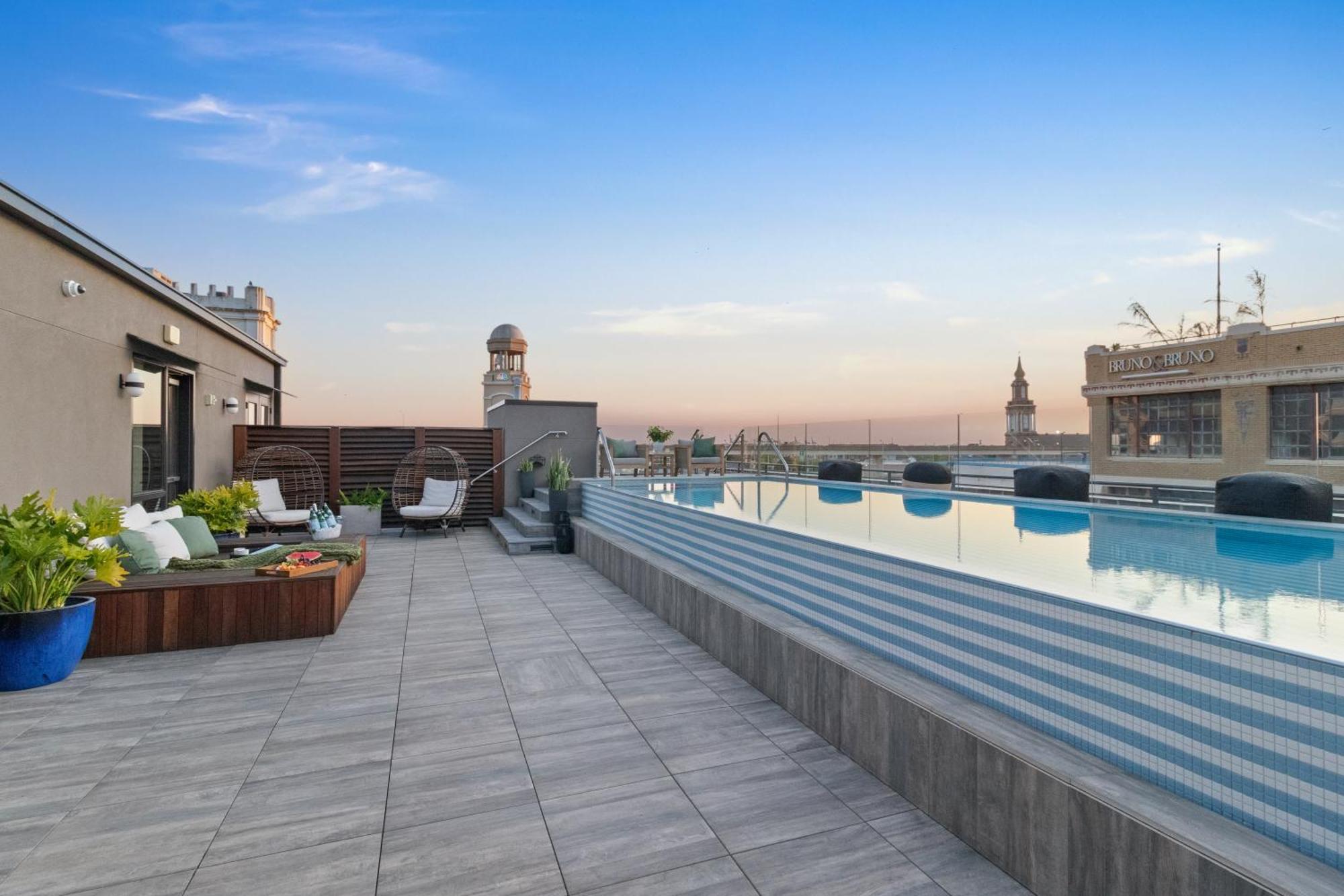888 Baronne Holiday home