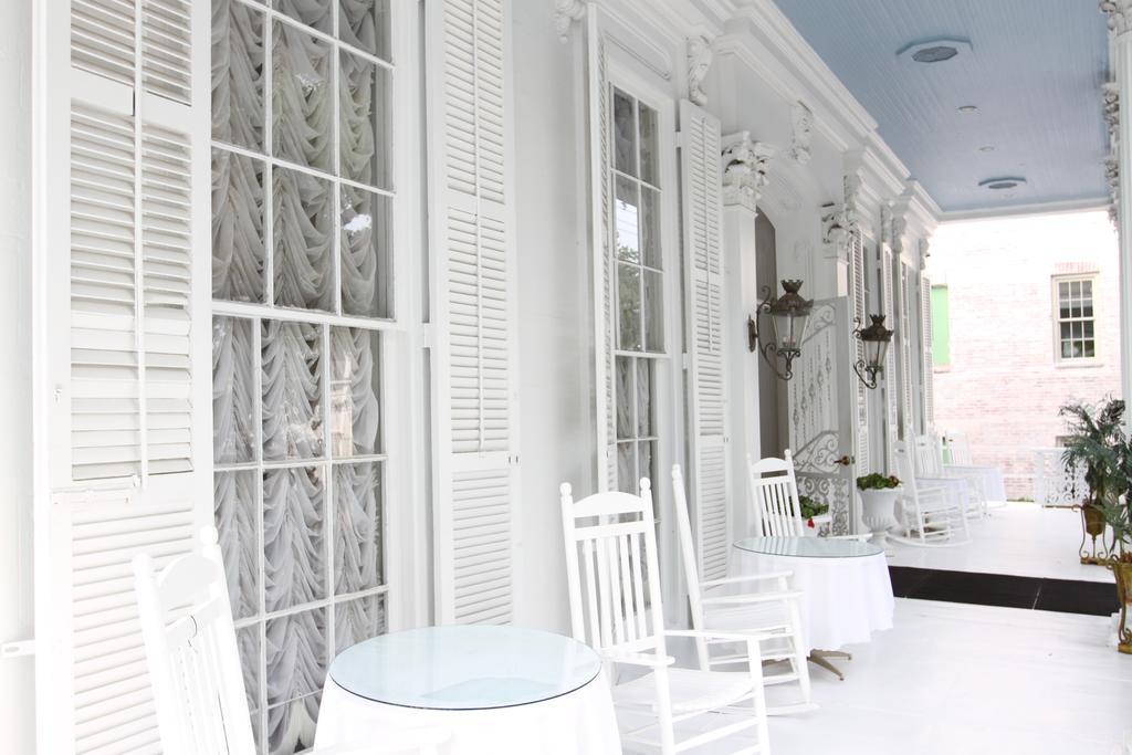 The Magnolia Mansion Hotel