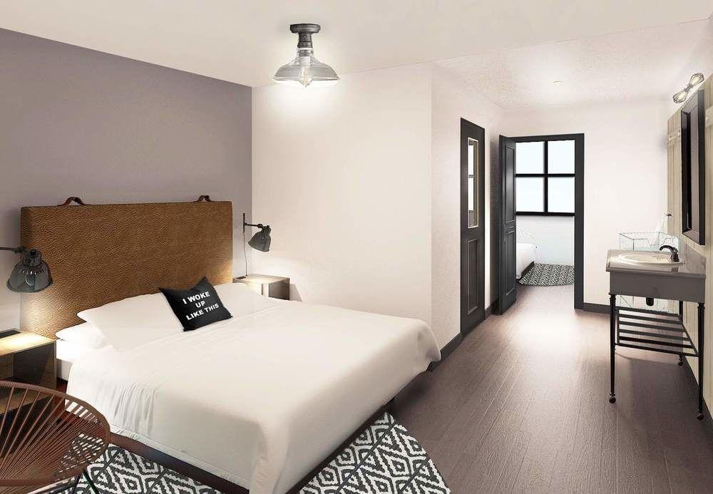 Moxy Downtown/french Quarter Area Hotel