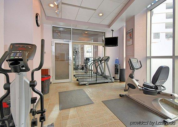 Moxy Downtown/french Quarter Area 4*