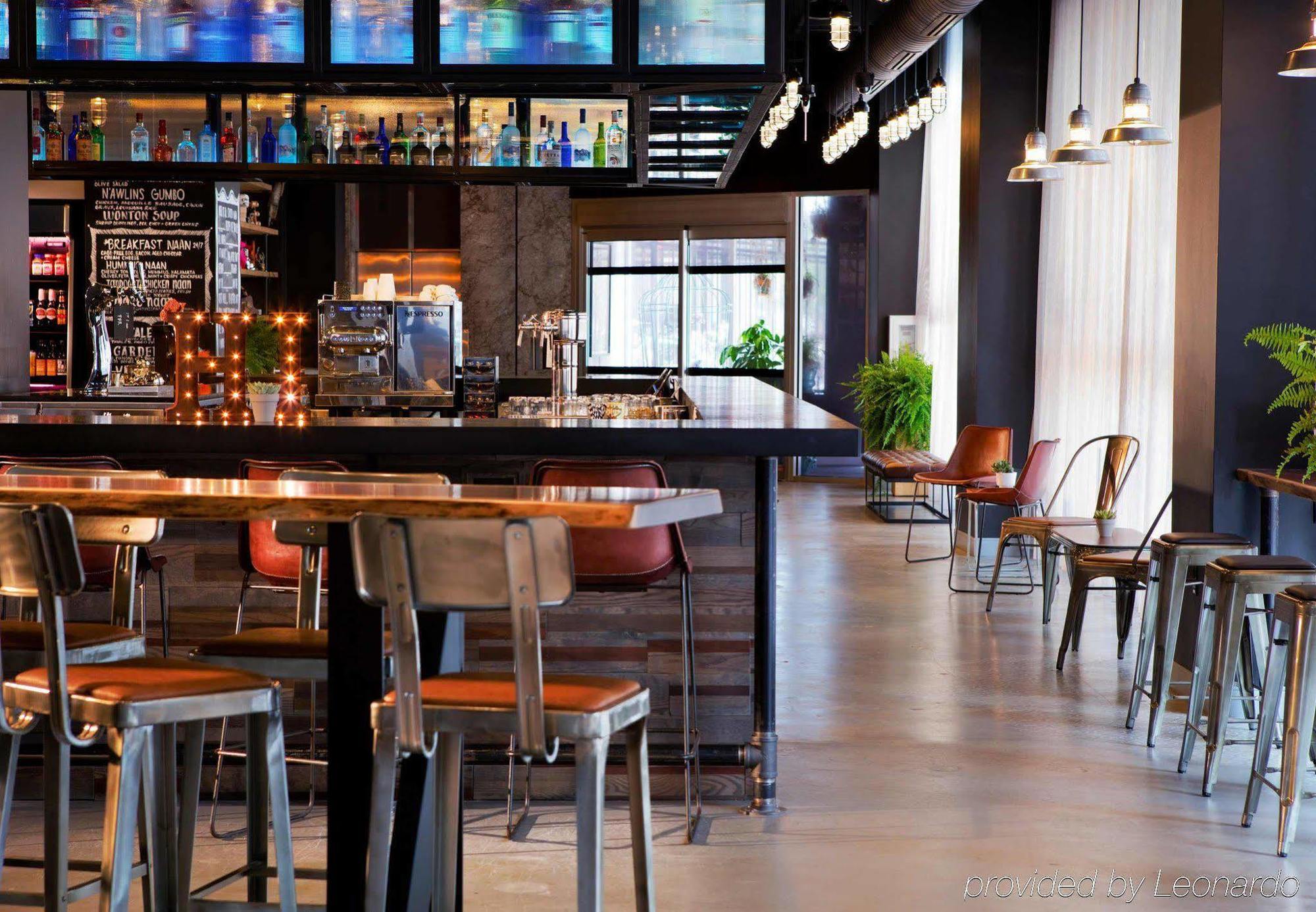 Moxy Downtown/french Quarter Area Hotel