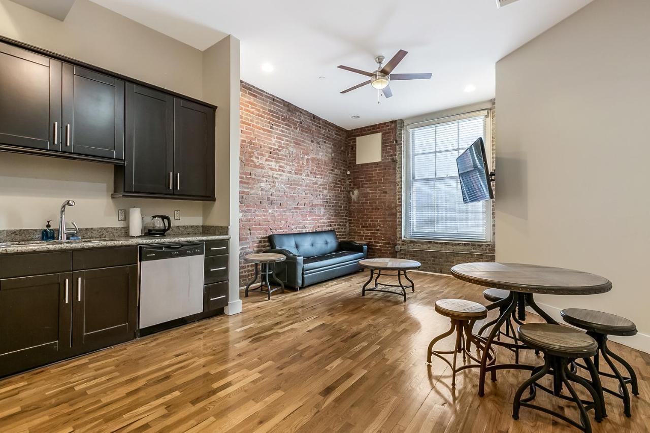 Stunning With Luxury Amenities New Orleans