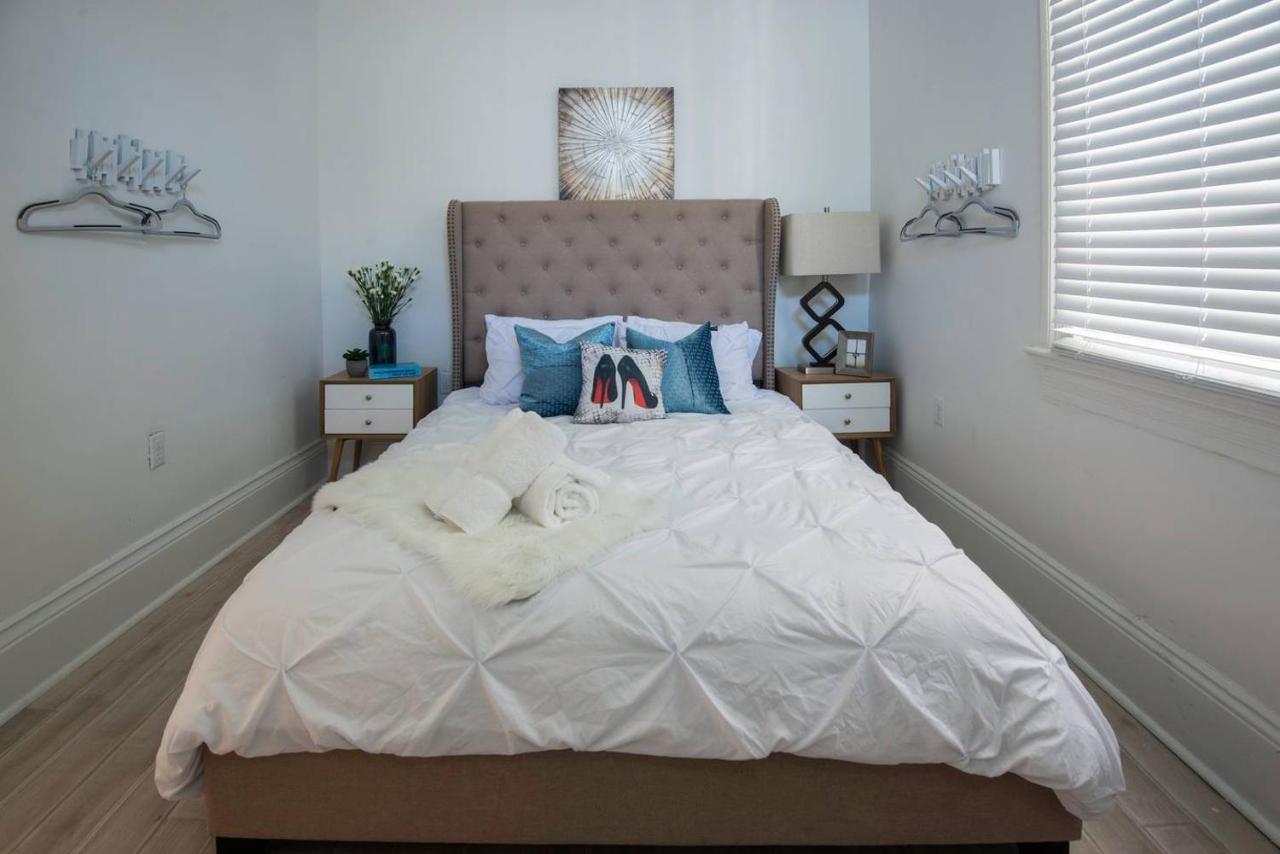7 Bedroom - Sleeps 14! Next To Bourbon Street
