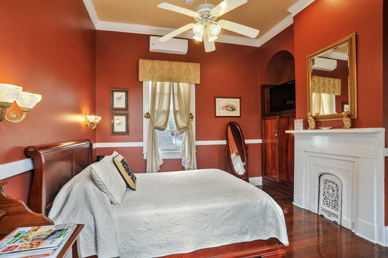 Ashton's Bed & Breakfast