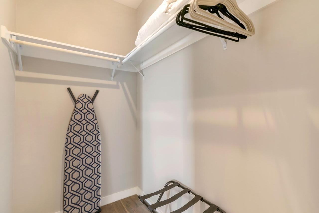 Amazing New Construction With Balconies Holiday home *