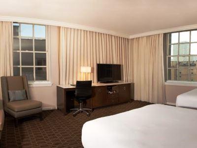 Hotel Hilton / St. Charles Avenue