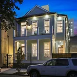Hosteeva Brand New Condo With A Pool Steps To St Charles Ave