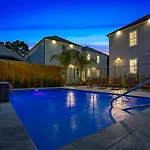 Hosteeva Brand New Condo With A Pool Steps To St Charles Ave