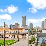 5Br Penthouse With Amenities Near Fq