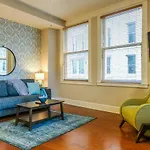 Frontdesk I Hibernia Tower Apts Downtown New Orleans