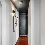 St Charles-Mardi Gras 6Bd Home