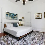 Uptown Spacious 4Bd/3Ba With Historic Charm