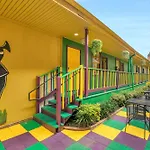 Historic Mardi Gras Inn