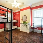 Hostel Auberge Nola