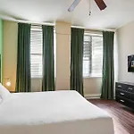 Spacious Modern Condos Near French Quarter
