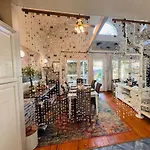 Creole Cottage Uptown