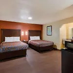 Rodeway Inn & Suites East