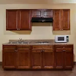 Rodeway Inn & Suites East