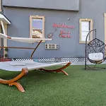 Spectacular Suites Sleep 20 Near Fq W Pool