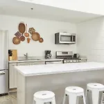 Stunning 3Br In Marigny By Sonder