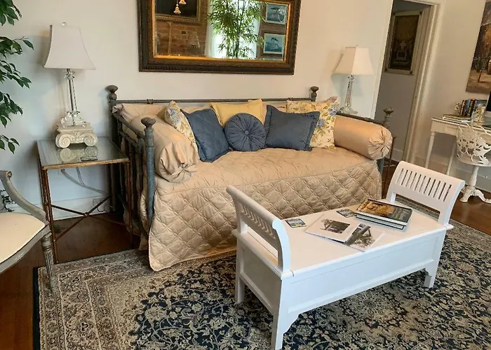 1822 Bougainvillea House