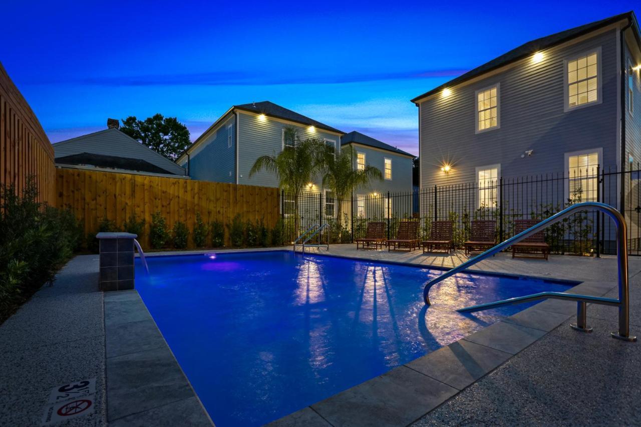 Hosteeva Brand New With A Pool Steps To St Charles Ave *