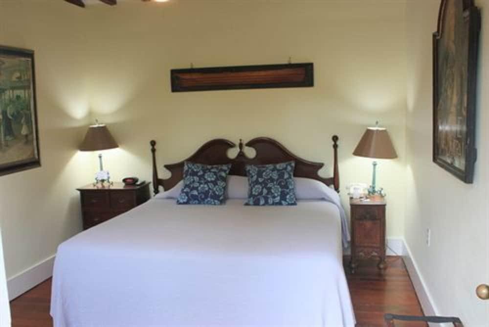 The House 3*