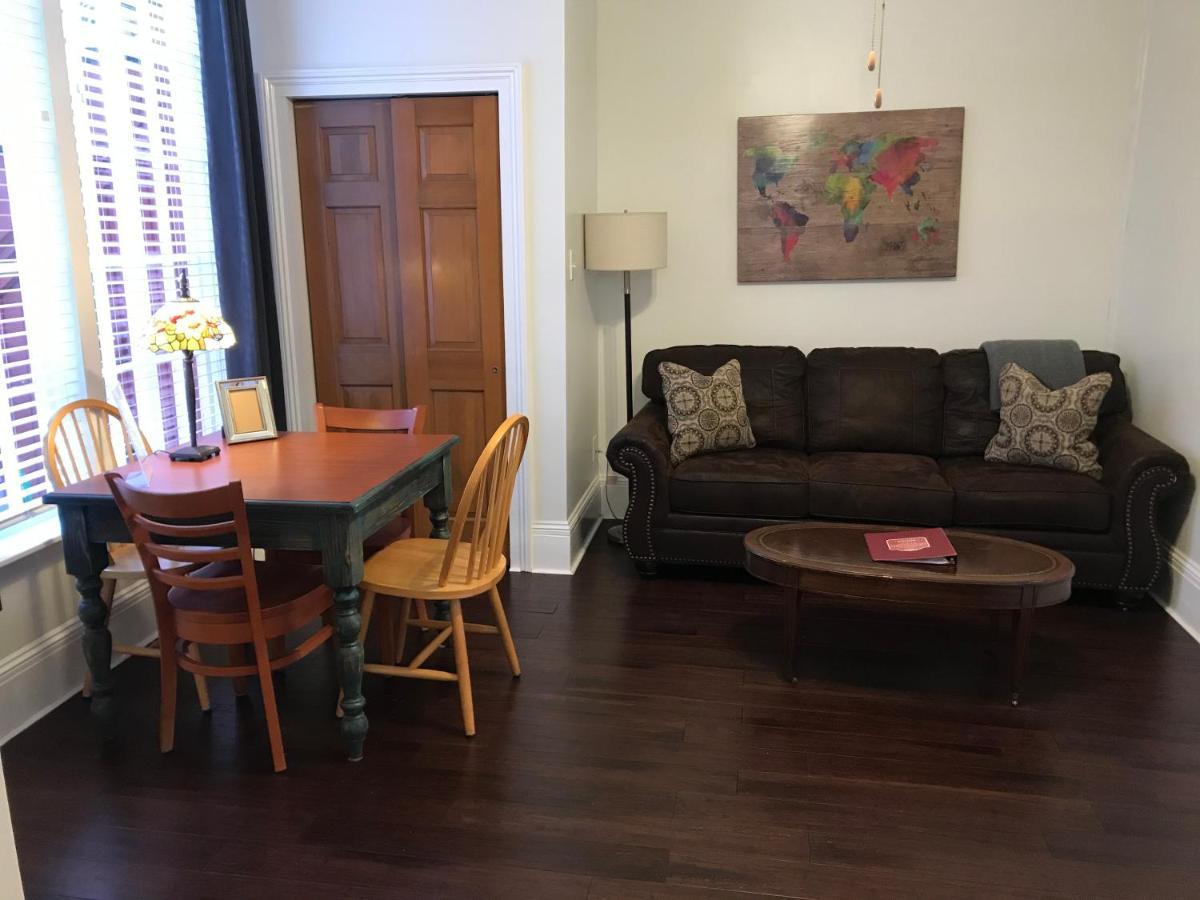 The Courtyards Apartment New Orleans