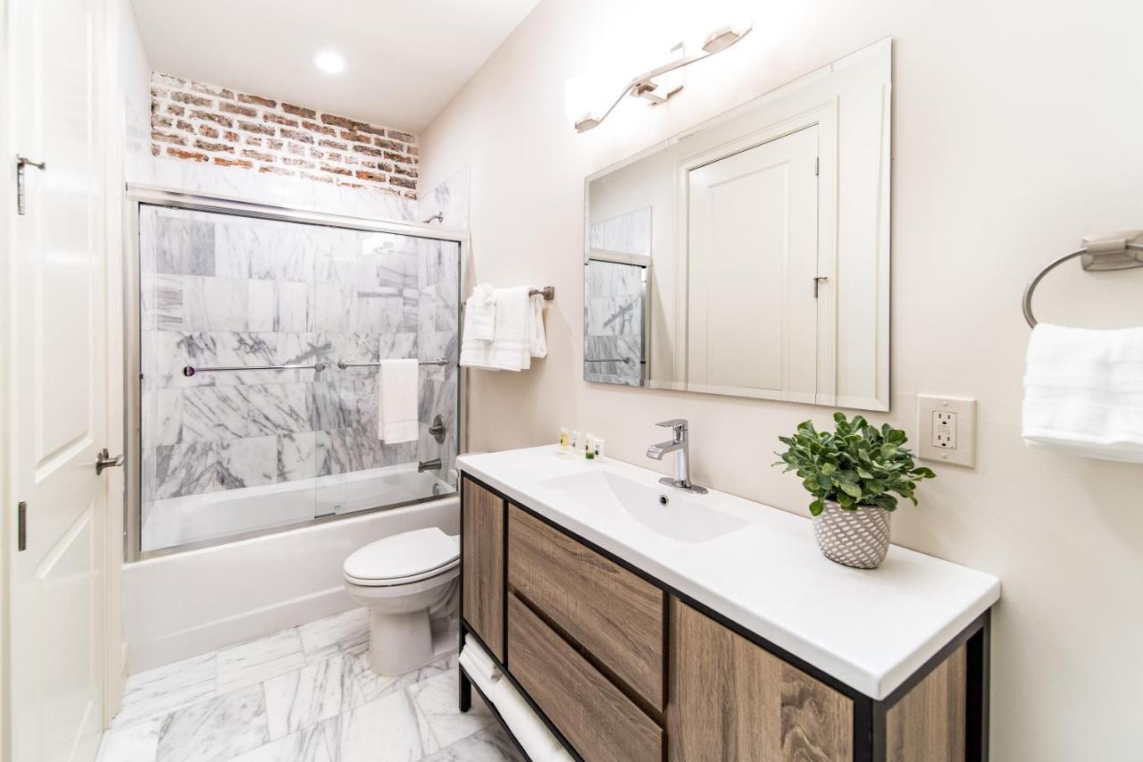 Le Bon Temps - Luxury Apts New Orleans