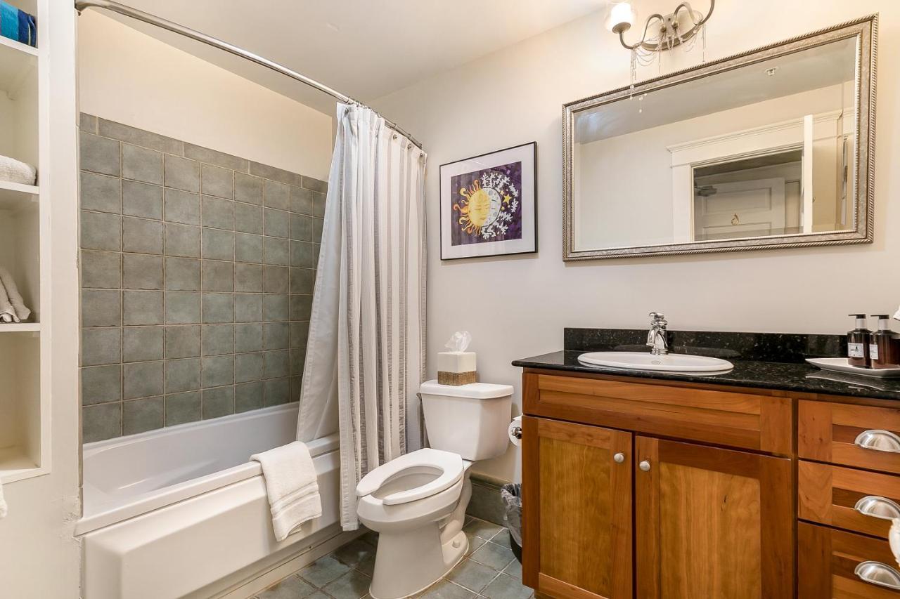 Canal Street Bed & Breakfast