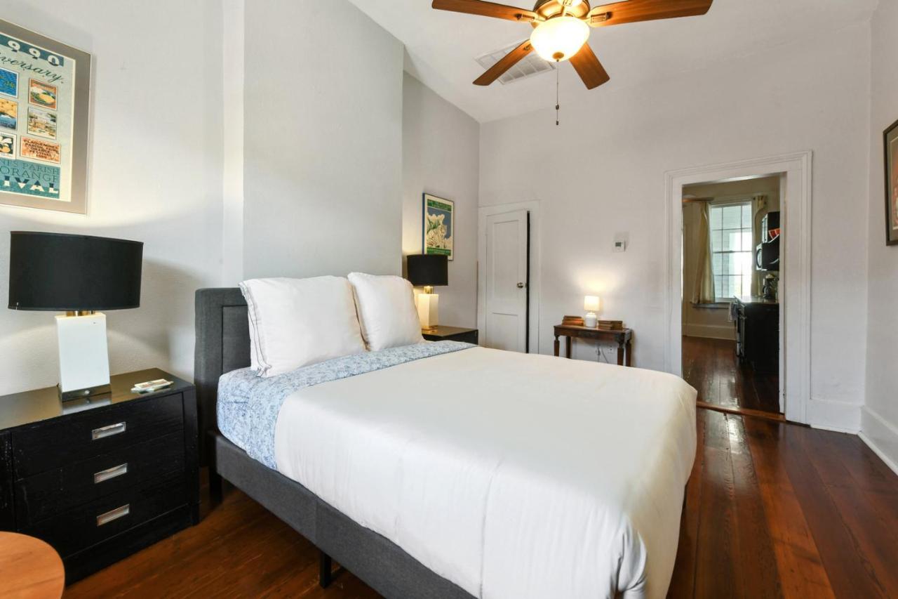 Montgomery House Aparthotel New Orleans
