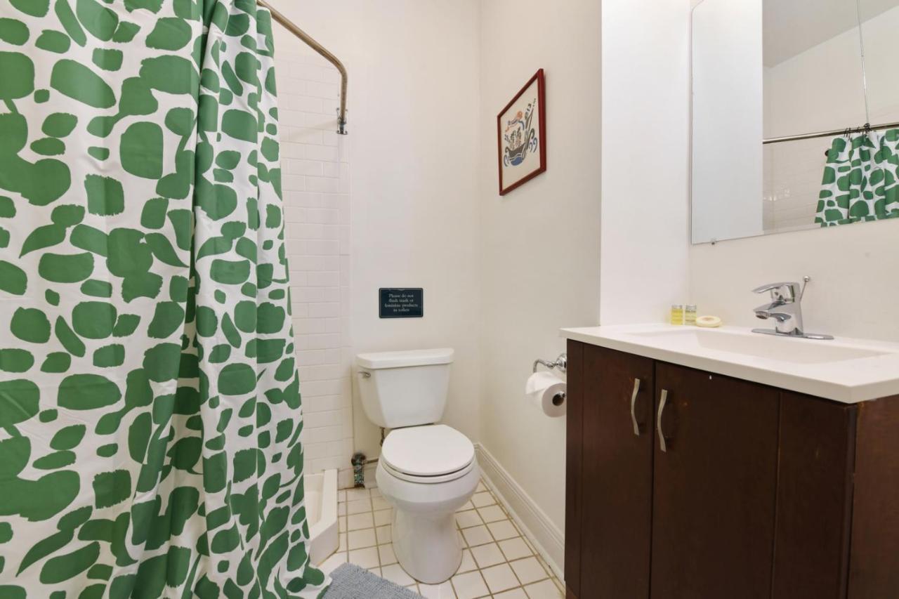 Montgomery House Aparthotel New Orleans