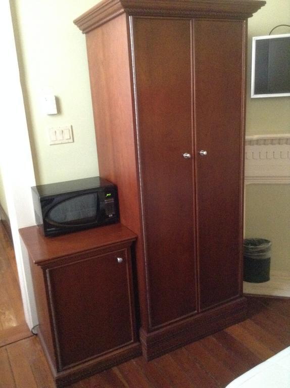 The Prytania Oaks Inn 2*