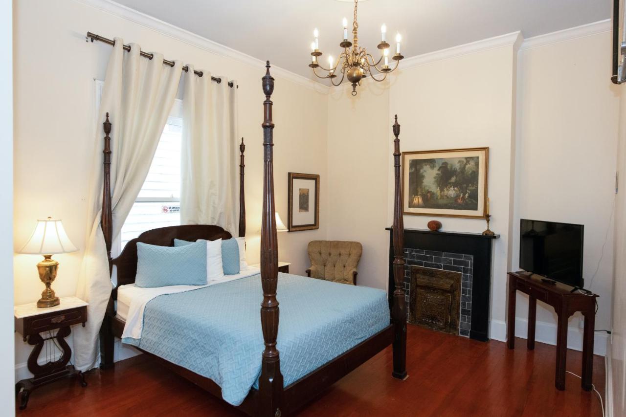 Bed & Breakfast The Esplanade Mansion