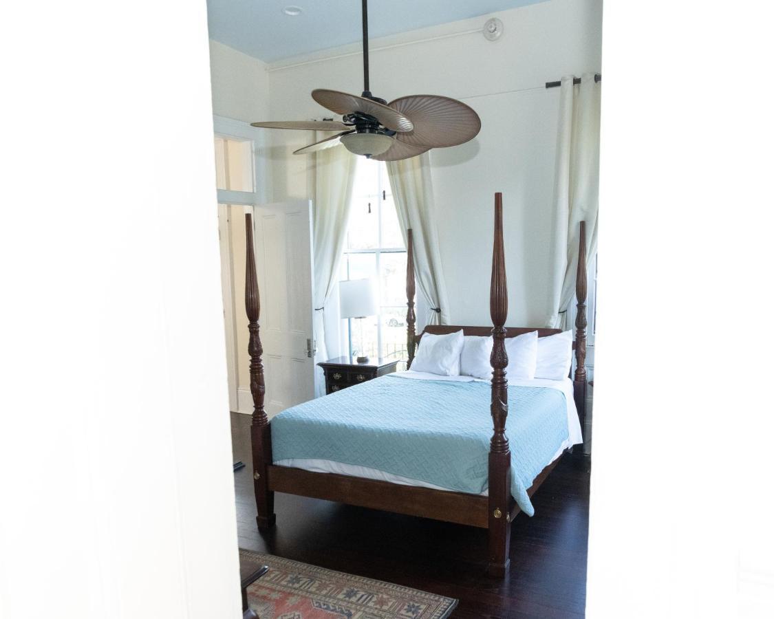 The Esplanade Mansion * New Orleans
