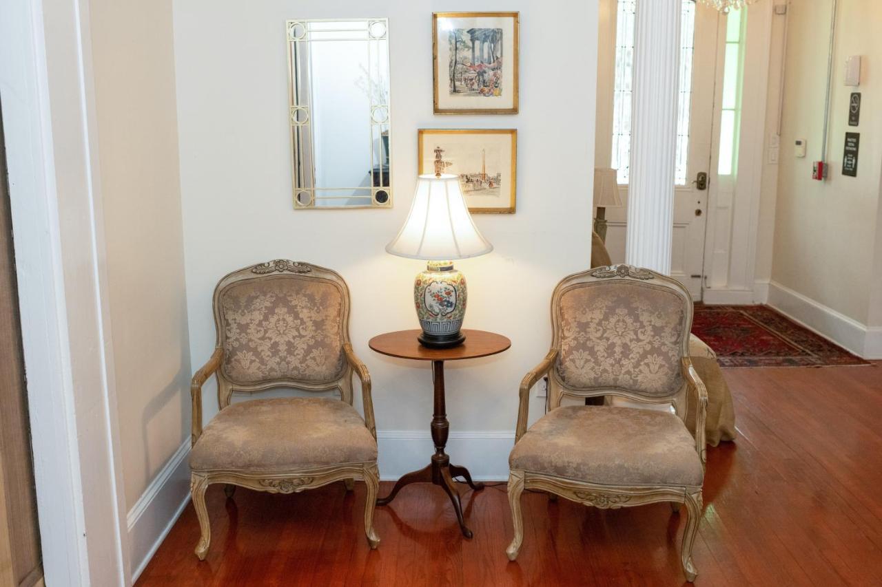 The Esplanade Mansion Bed & Breakfast *