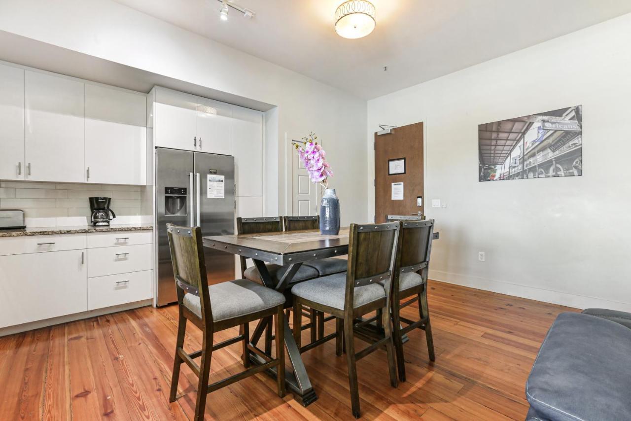 Apartment 2 Bedroom Elegant In Downtown New Orleans