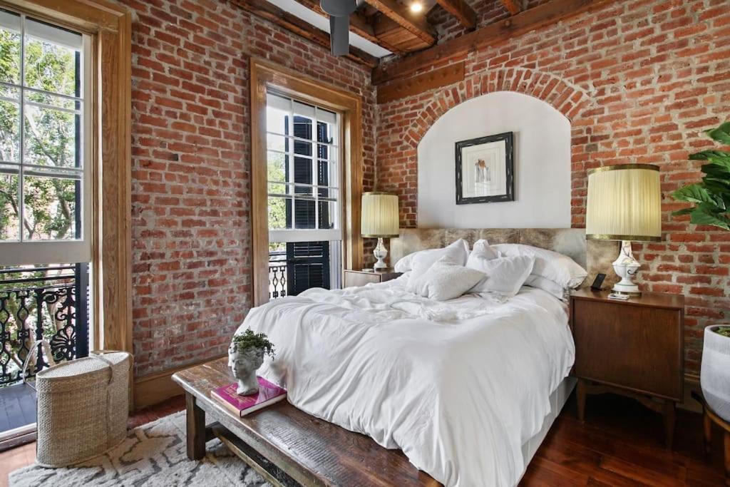 Historic Garden District 5br With Parking And Balcony *