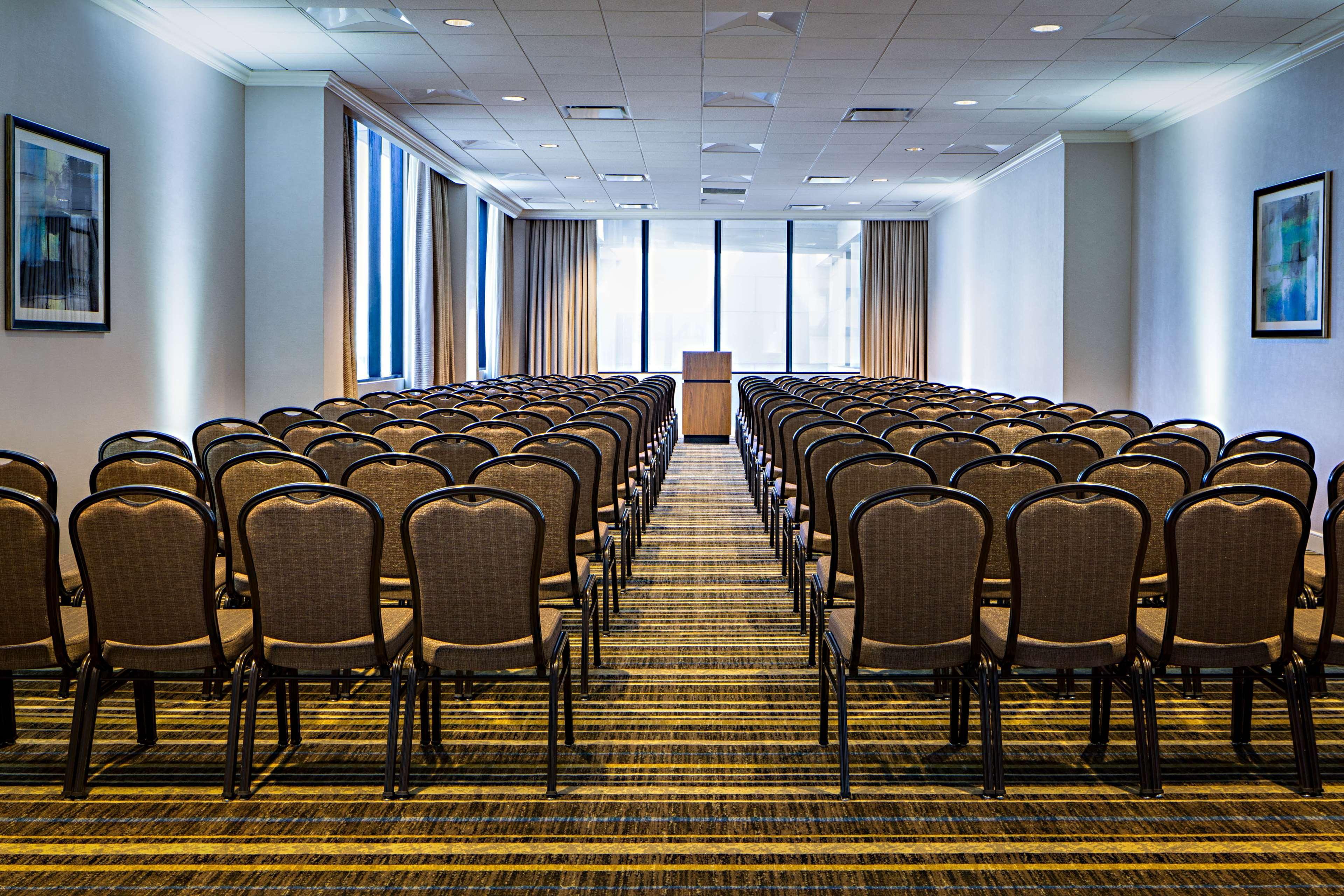 Hilton Riverside 4* New Orleans