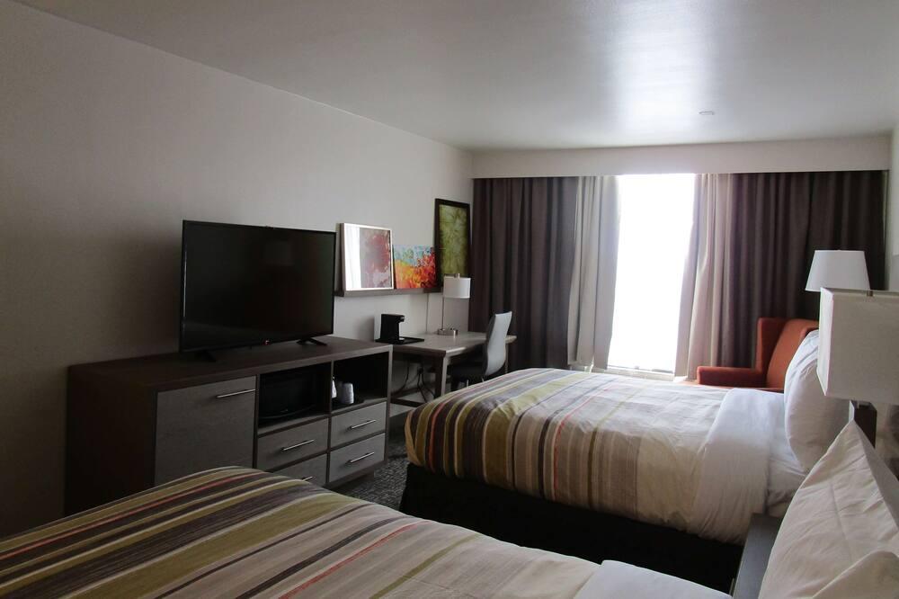 Country & By Radisson, I-10 East, La New Orleans