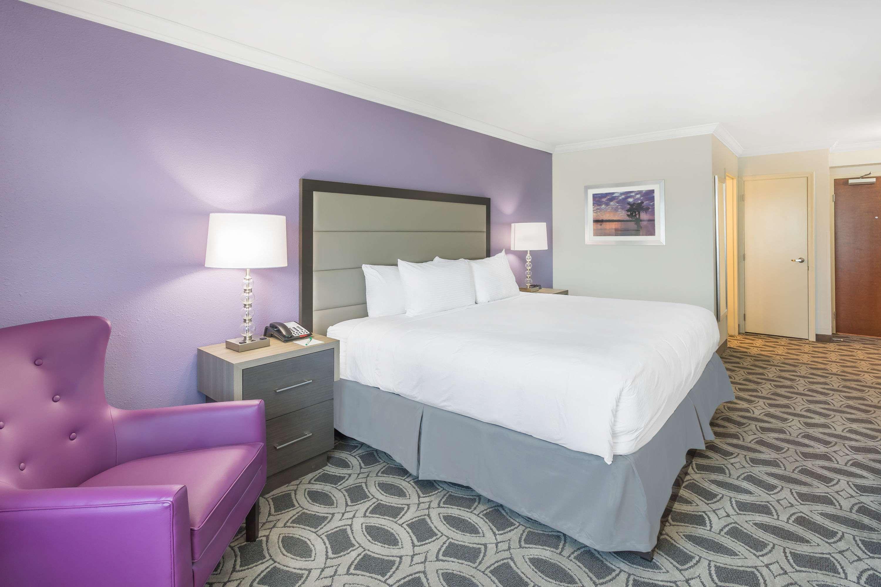 Hotel Express By Marriott 3*