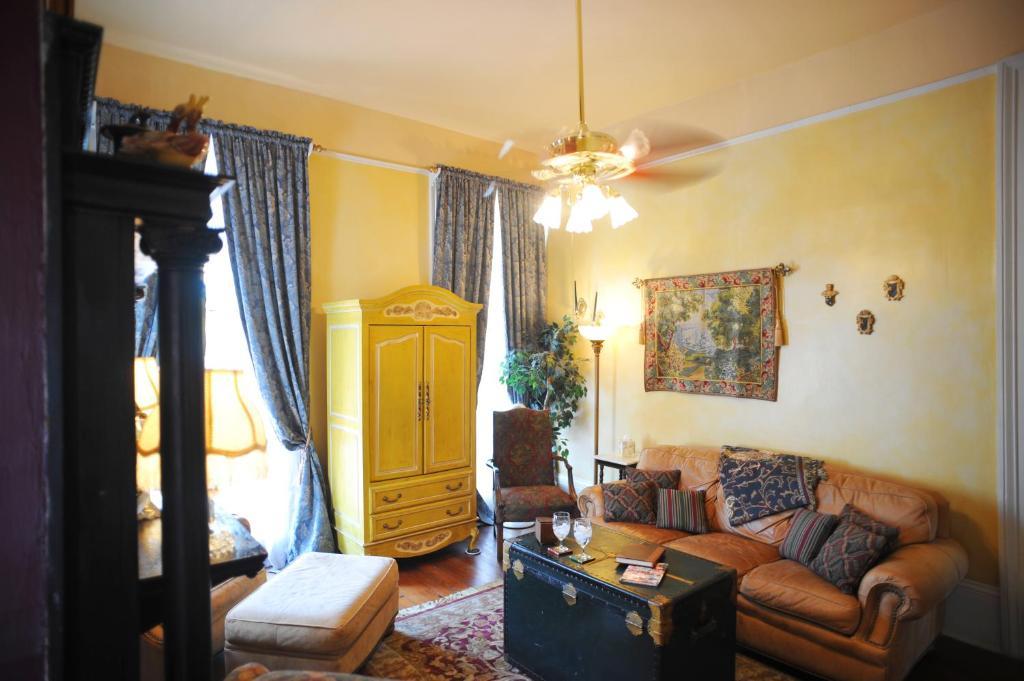 Hh Whitney House - A On The Historic Esplanade Bed & Breakfast 4*